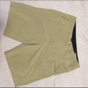 Men’s tan shorts